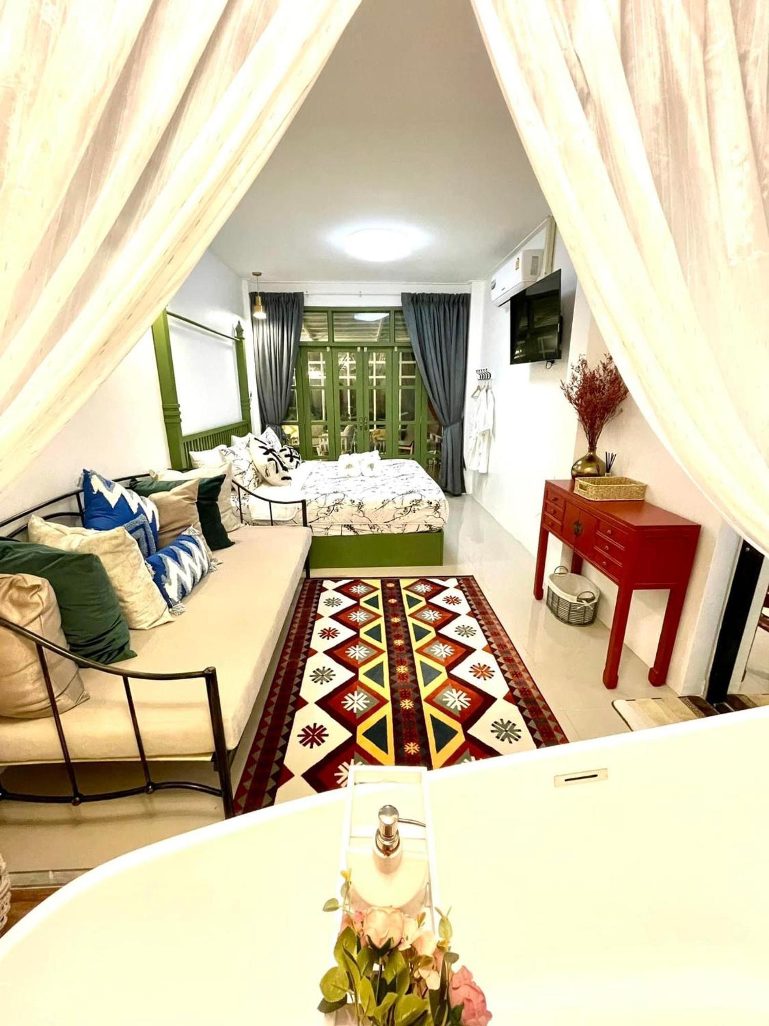 Virawan Home Villa ที่พักเกาะล้าน Exterior photo